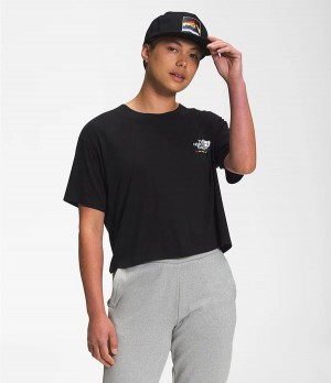 Dámské T-Shirts The North Face Pride Short Sleeve Crop Černé | EKMLPCO-09
