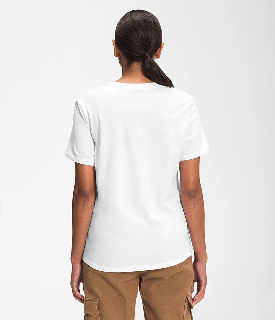 Dámské T-Shirts The North Face Short Sleeve Woodmont Pocket Bílé | EGZUHOY-53
