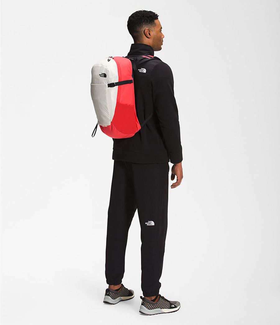 Pánské Batoh The North Face Basin 24 Mountaineering Bílé | SGBETHV-06
